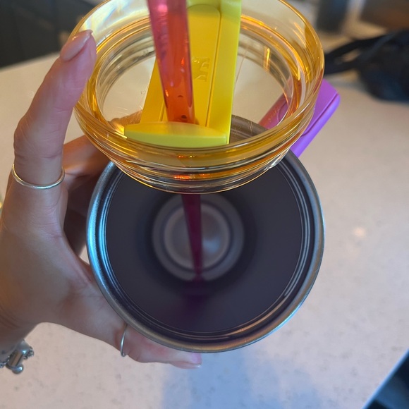 Starbucks X Stanley - Picture 4 of 4